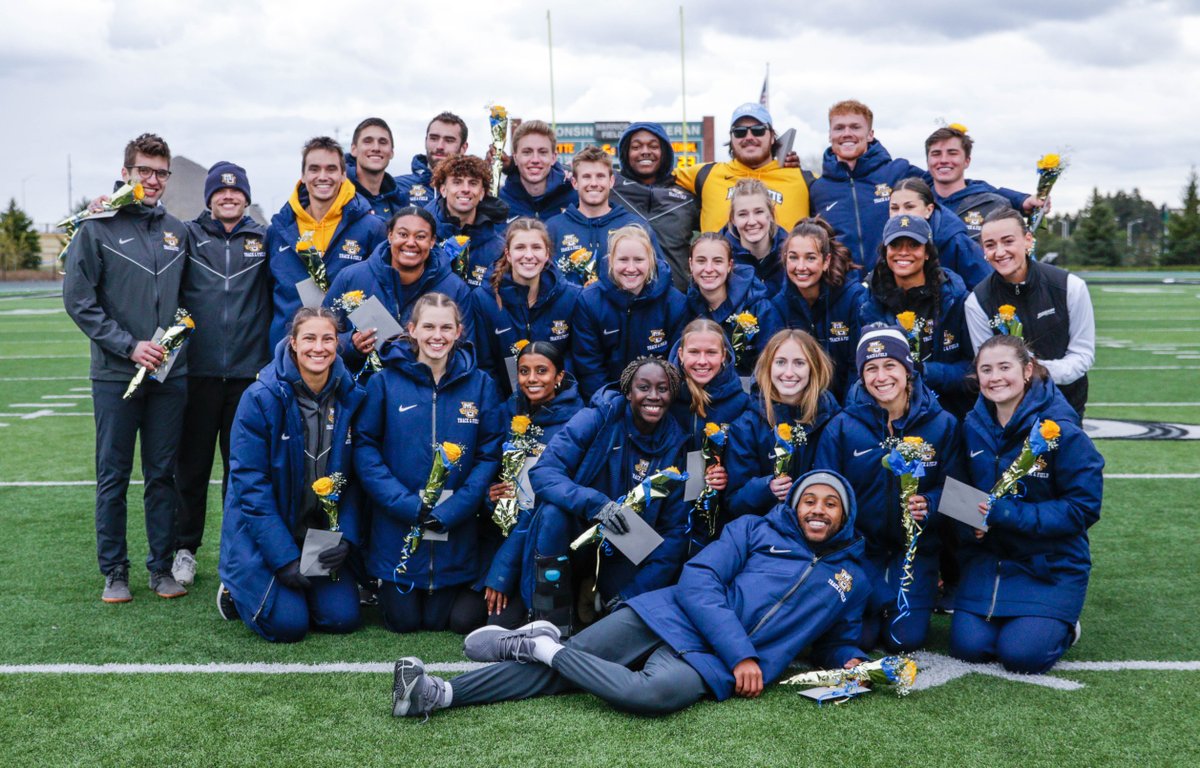 That's a wrap from the Marquette Invitational!

Thank you to our 2023 senior class!

RECAP/RESULTS⤵️
gomarquette.com/news/2023/4/22…