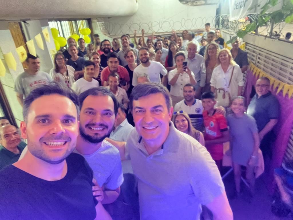 omardemarchi's tweet photo. .@GabrielPradines es un apasionado por querer transformar Guaymallén. Su energía y su espíritu emprendedor serán clave en el tiempo que viene en Mendoza. 

Él también será nuestro candidato a intendente en Guaymallén por la @UnionMendocina representando al @ProMzaOK. https://t.co/UaqsvexEx3
