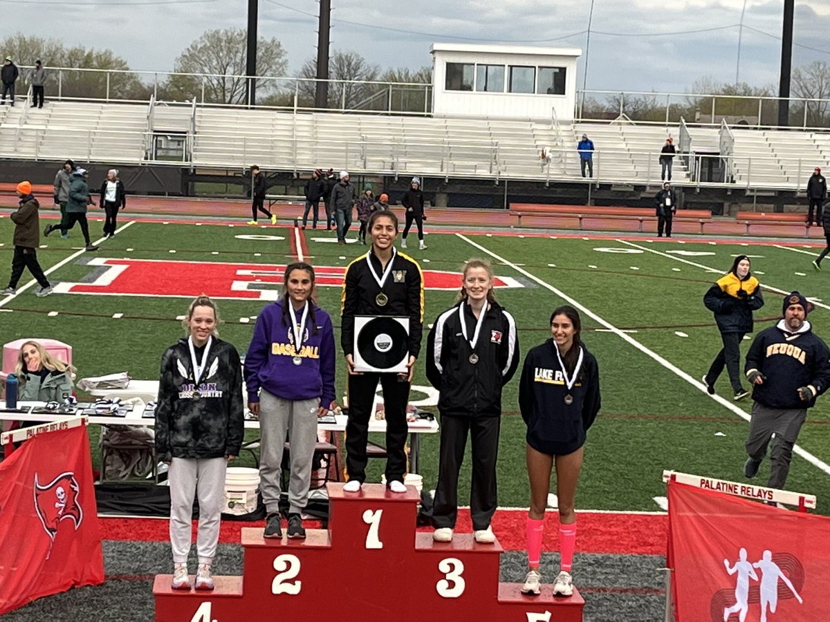 JWHSdistance's tweet photo. She Came. She Ran. She Executed. Janell ran with confidence and ran a lifetime PR of 2:20.32 in the 800m ; 800 Meter UNDERCARD CHAMPION @ Palatine Distance Night! #changethingsup #proudcoaches #teammatesupport #tigerpride🐯 https://t.co/NoirBL277V