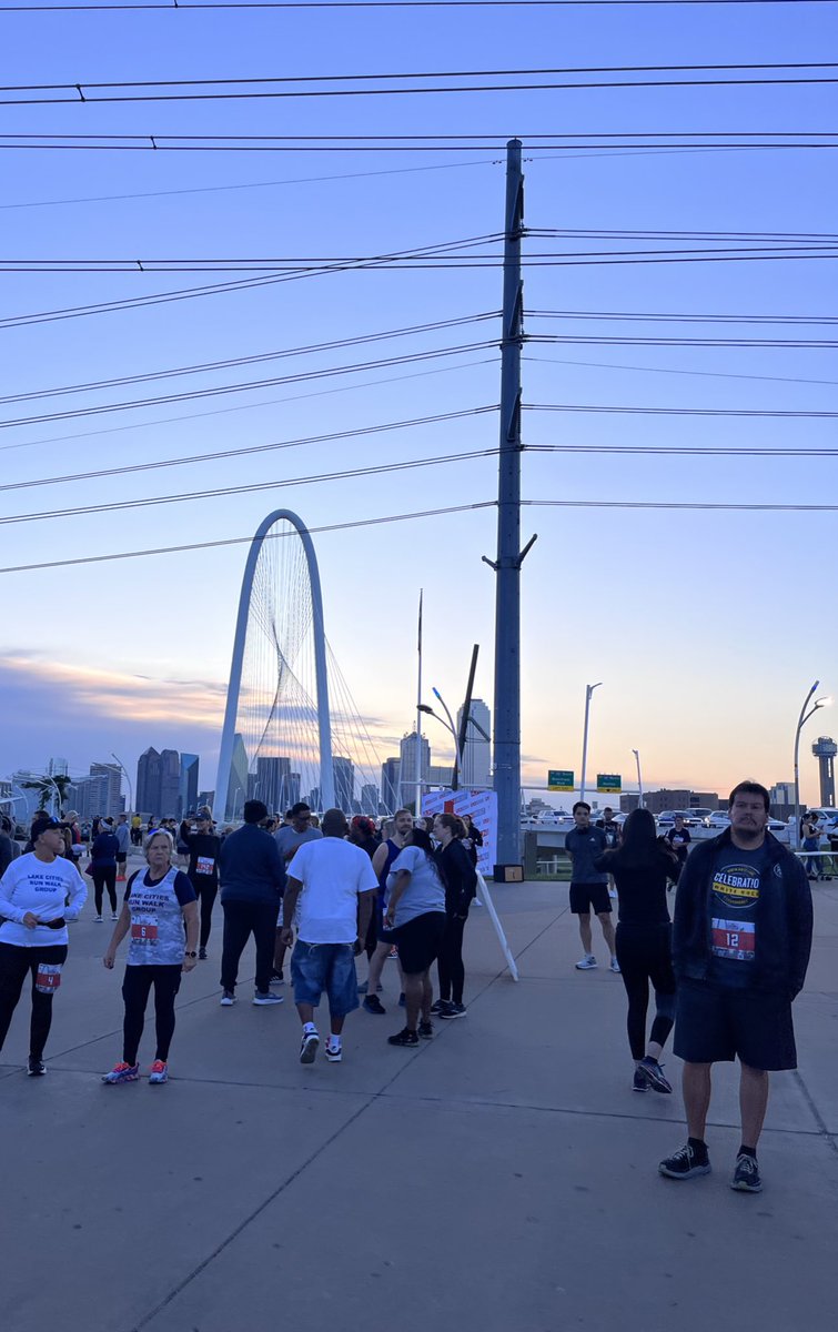 mariaramosnews's tweet photo. I ran the Dallas Skyline Half Marathon today🏃🏻‍♀️🤩! I couldn’t beat my PR, but I had so much fun running across West Dallas💜 #runproject #skyline #runningatrain https://t.co/2otFDWeuum