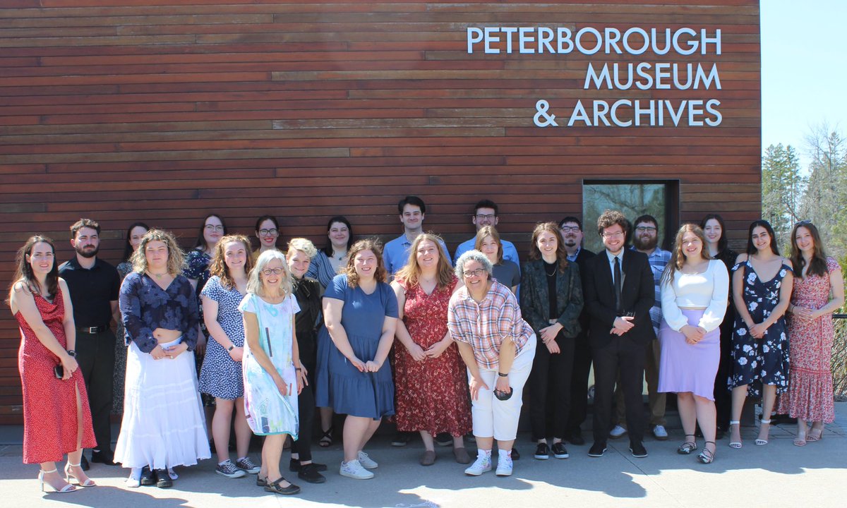 MMC_Students's tweet photo. And so ends this busy semester!

 But, when one chapter ends, another begins! 

Stay tuned for this years, class of 2023’s, internships! https://t.co/nPTSQ22YCi