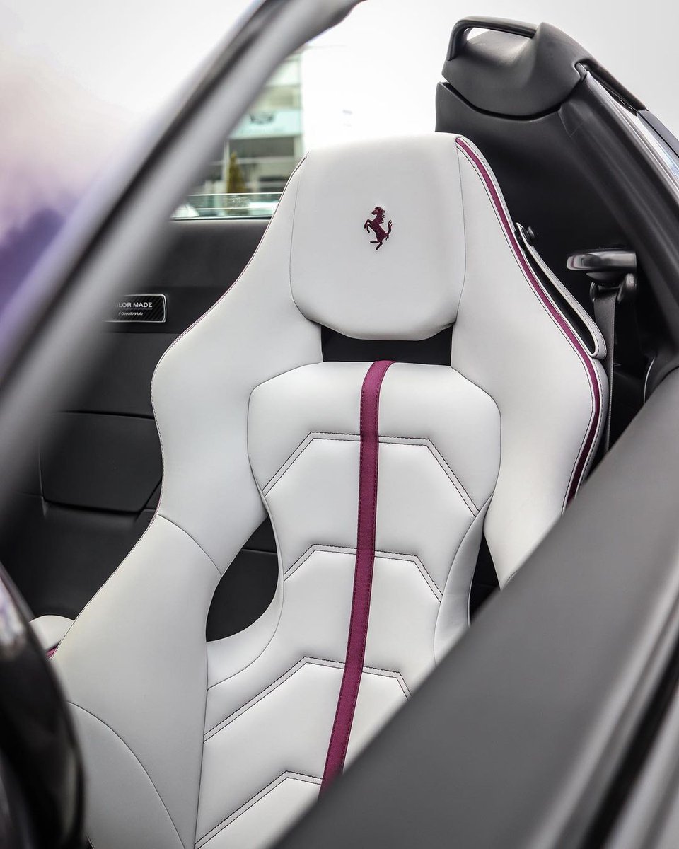duPontREGISTRY's tweet photo. Check the spec on this PERFECT Viola Hong Kong Ferrari 812 GTS 😈 
-
See more: https://t.co/dE6OZBkavf https://t.co/7pRPt3d846