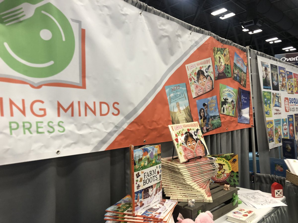 JenBetton's tweet photo. #BarnAtNight is at #TLA23! With the lovely Julia Recko at the @FeedingMndsPrs booth #2306. You can also spy @reneekurilla’s adorable new book #FarmBoots. #readagbooks  #readagbookstx #tla2023 #txla @TXLA https://t.co/kj0vIpDfBX