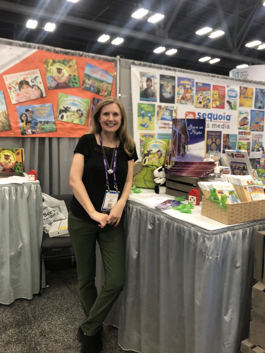 JenBetton's tweet photo. #BarnAtNight is at #TLA23! With the lovely Julia Recko at the @FeedingMndsPrs booth #2306. You can also spy @reneekurilla’s adorable new book #FarmBoots. #readagbooks  #readagbookstx #tla2023 #txla @TXLA https://t.co/kj0vIpDfBX