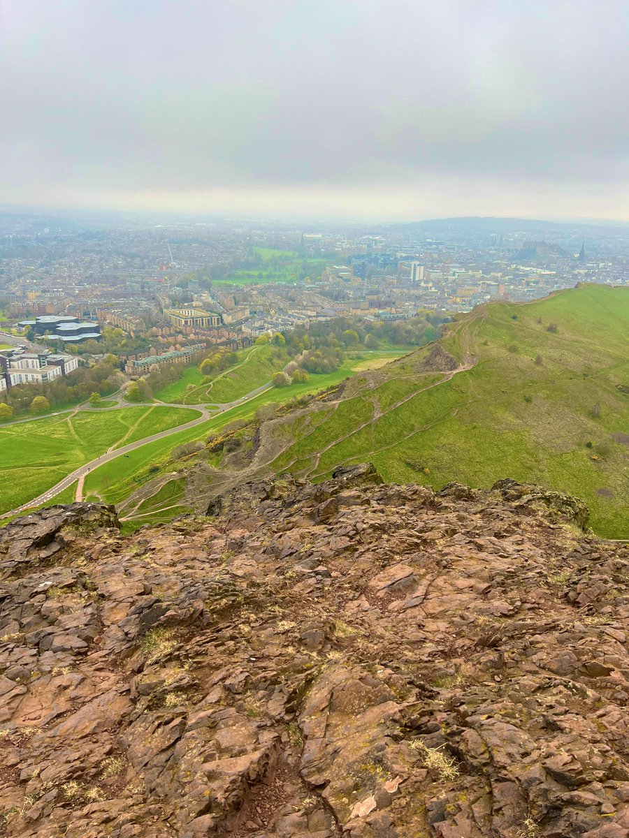 Bmo93's tweet image. Taking a hike is a must after finishing mpaeds exam 🤓❤️