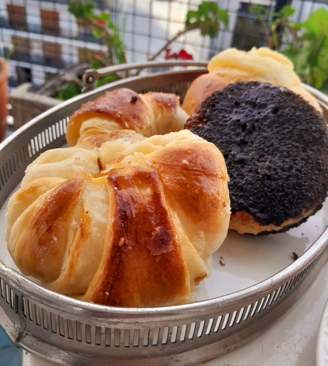 exagereando's tweet photo. #merienda de sábado con solcito
#balconeando https://t.co/6UfFnNJatV