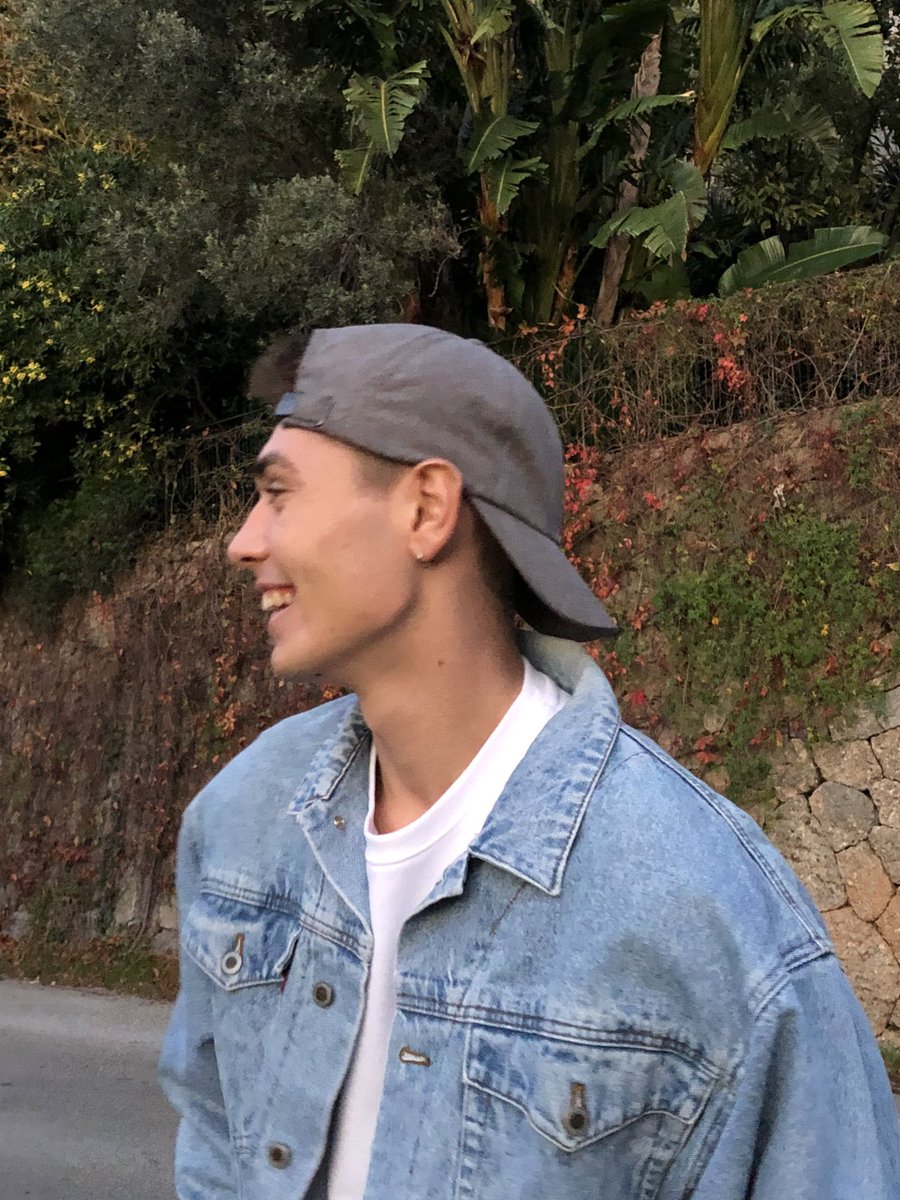 carlitosmerou's tweet image. A lucir nariz pues