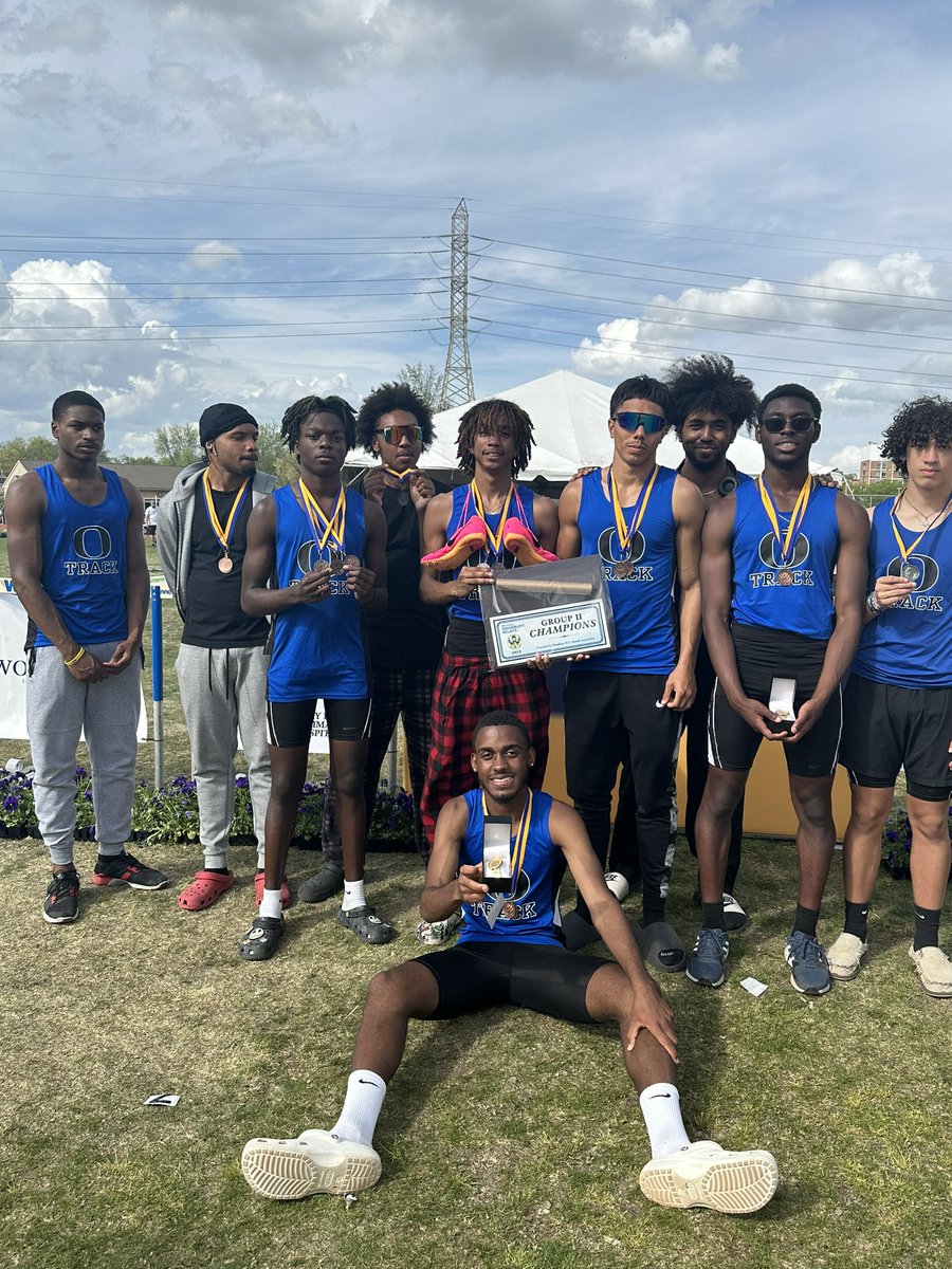 oakcrest_track's tweet photo. Woodbury Relays Team Champions https://t.co/LQqkoG6y6i