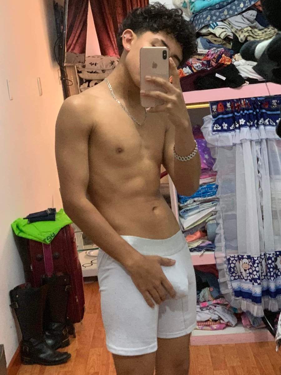 eriickgc_'s tweet photo. En persona 😇 // En Twitter 🥵

https://t.co/YOgbLB6it4 https://t.co/efOd4wjfsh