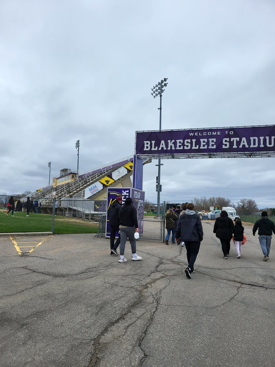 SamTyHaug's tweet photo. Had a great time at Mankato today! Thank you @CoachBowen98 for the invite!! https://t.co/TTvu6mTg84