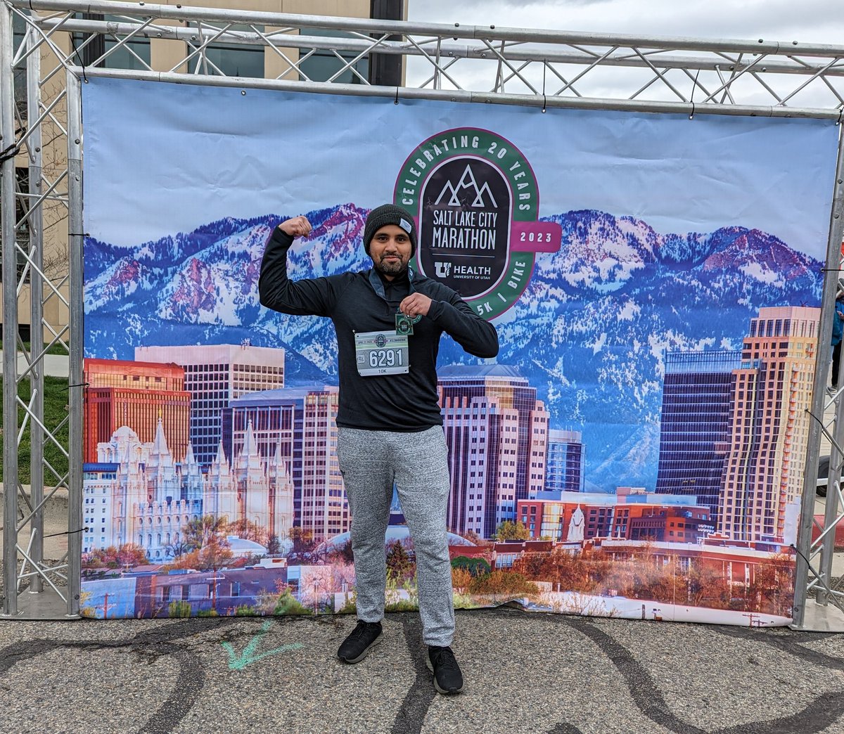 adikulk_89's tweet photo. ran the #10K race at #slcmarathon 

#slc #rideuta #utah #SaltLakeCity https://t.co/vUQKTF4d1Y