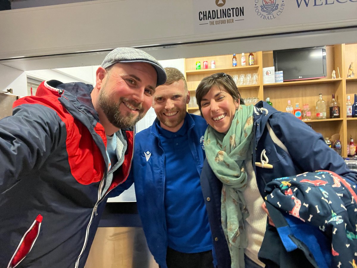 Brilliant day at <a href="/OxCityFC/">Oxford City FC</a> - a 1-1 draw, so all in our own hands to finish 3rd in the league next Saturday - great game brought by <a href="/HWFCOfficial/">Havant & Waterlooville FC</a>  (and really great fans! The banter!!). 

Super atmosphere today, something special is happening at our local club. 

#oxford #hoops