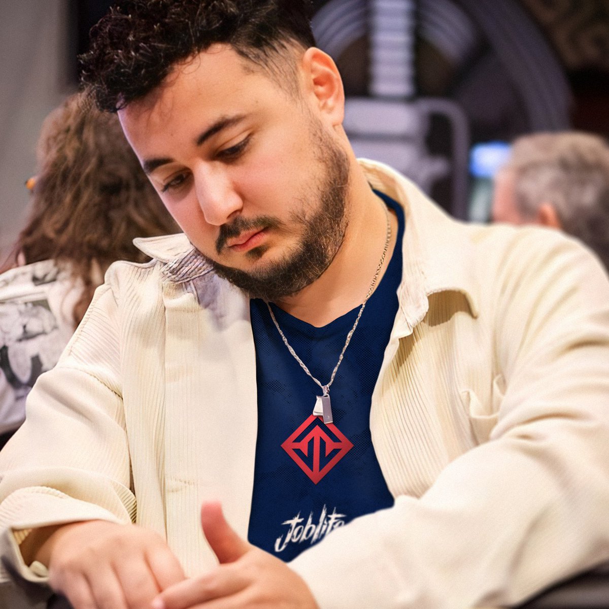 JLTomyTV's tweet photo. Le maillot te vas si bien @Gotaga https://t.co/gX3FCRdJuw