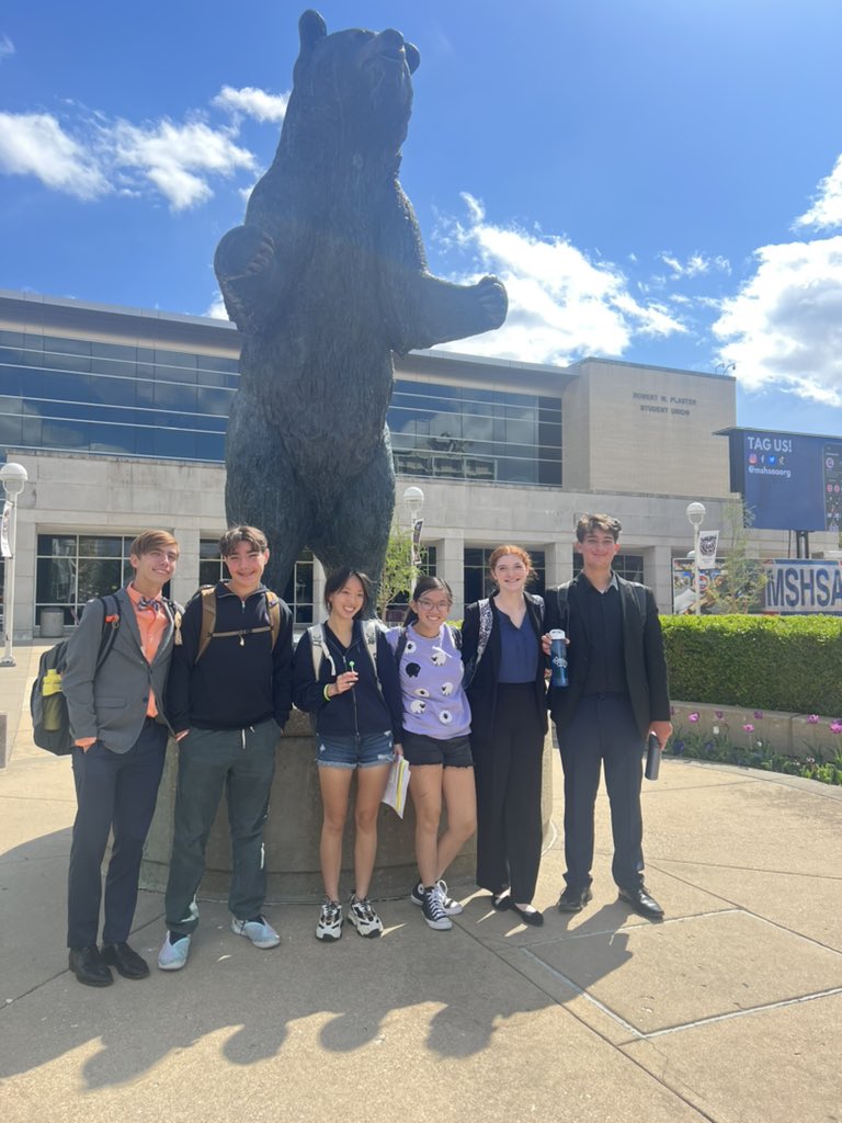 TownsendPHS's tweet photo. Hard work and tough competition! Proud always! https://t.co/2ifEGnGjpL