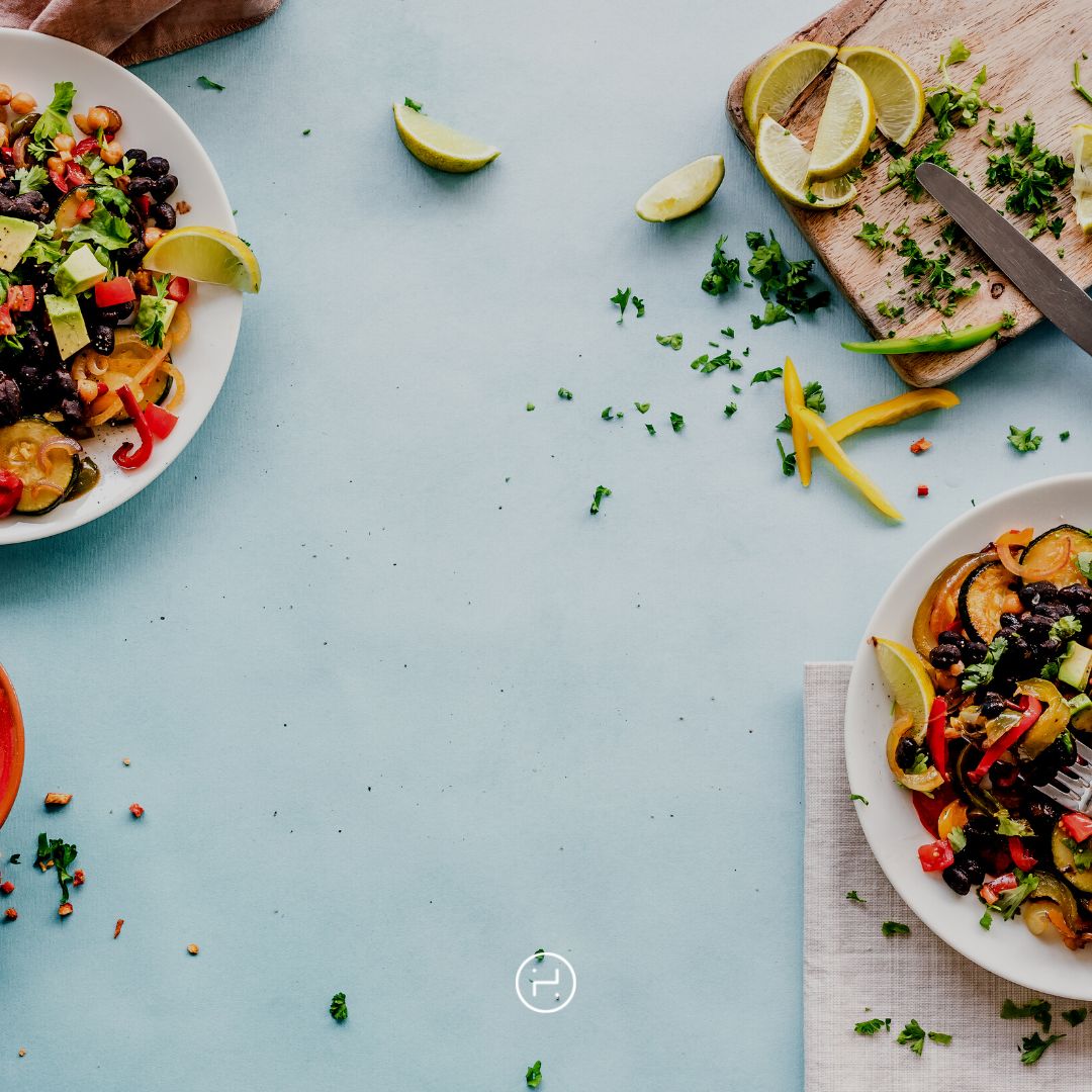 What vegetables should you eat if you want to give the longevity diet a whirl? 🥦 Try throwing these into your meal plan this week...

Cucumber 🥒 
Tomatoes 🍅 
Bell peppers 
Potatoes 🥔 
Carrots 🥕 
Broccoli 🥦