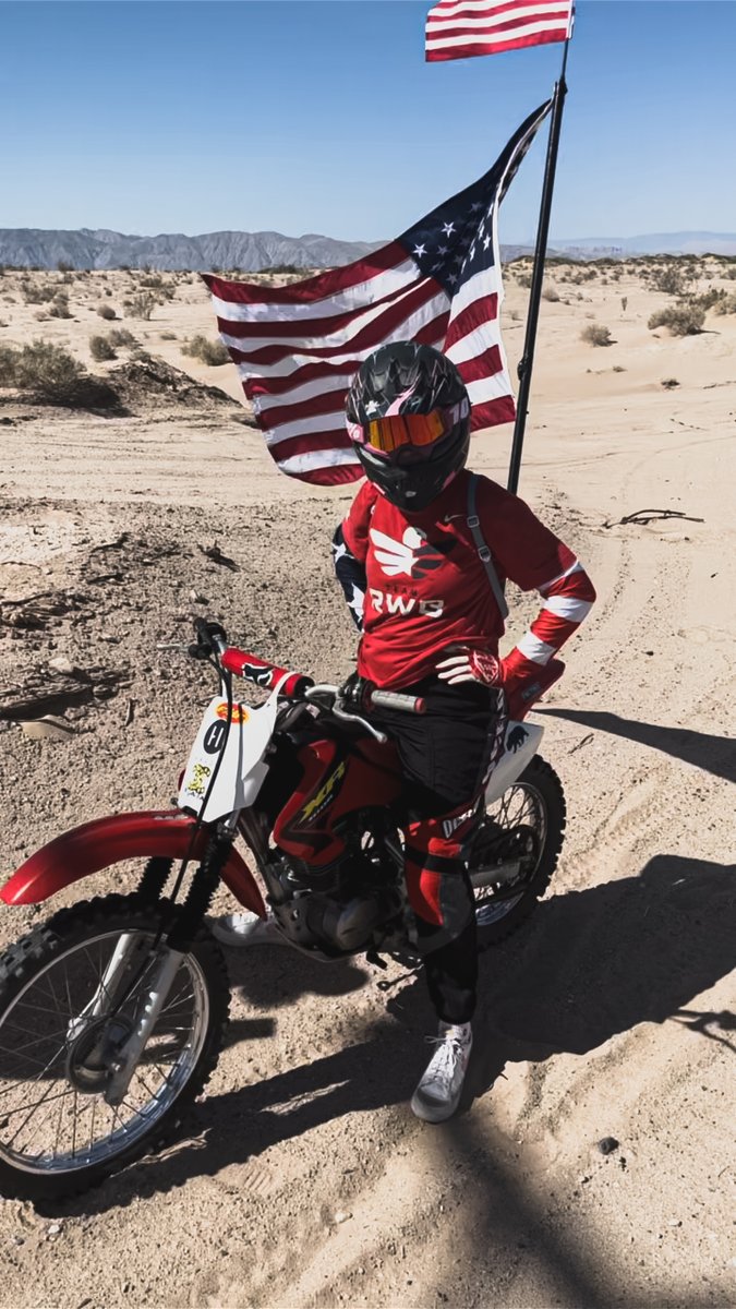 TeamRWB's tweet image. Day 22 and #OldGloryRelay is en route to Palo Verde, CA, but for the first time ever, our team decided to take a different route on a dirt bike!