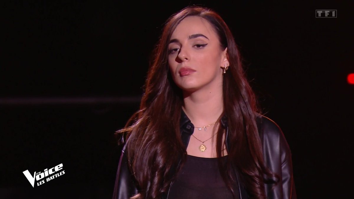 Soldatdesmedias's tweet photo. À suivre dans #TheVoice, la battle entre #Esmé et #MaxNovik ! https://t.co/7UwfIoFcia