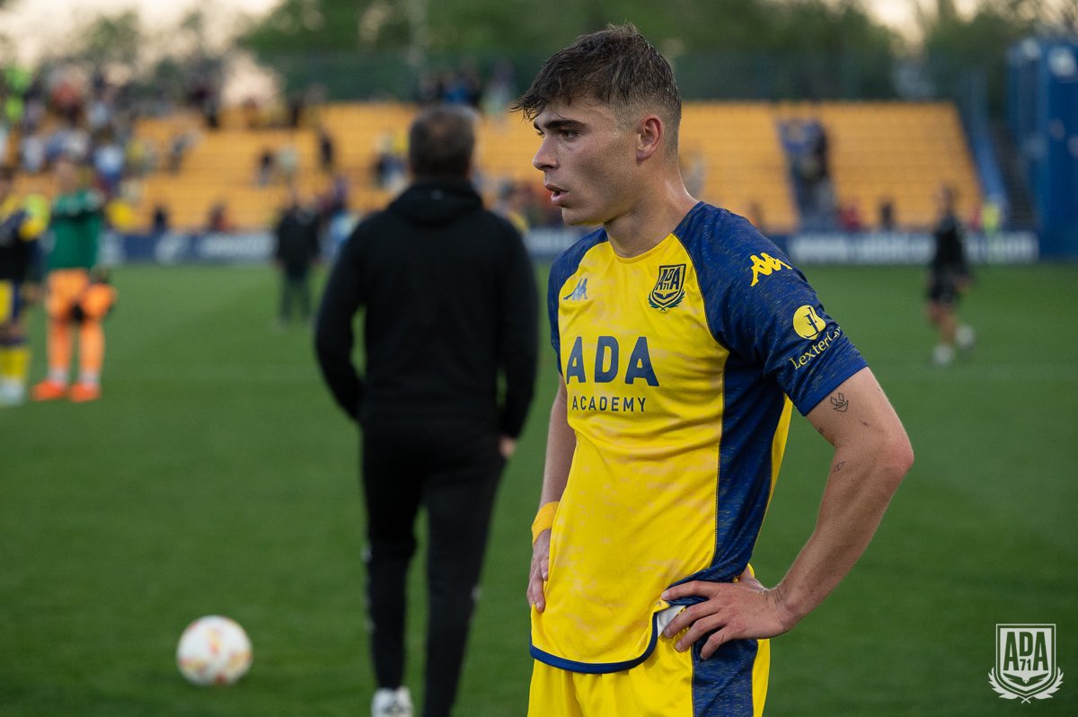 Fe ciega en este equipo para las 5 finales que nos quedan. 💪🏽

@adalcorconsad 🟡🔵