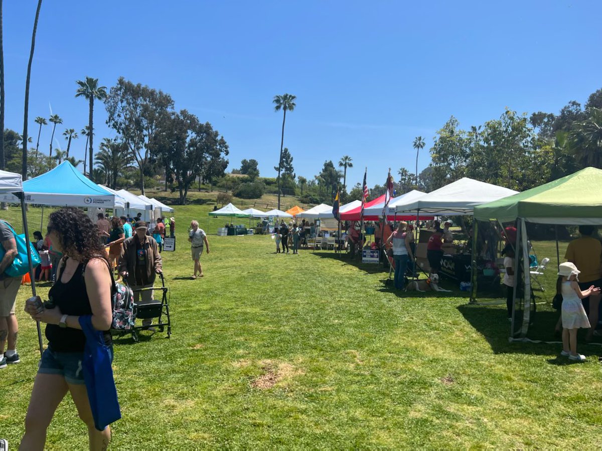 Happy Earth Day! Thank you everyone to stopped by my booth at today’s La Mesa Earth Day Festival!