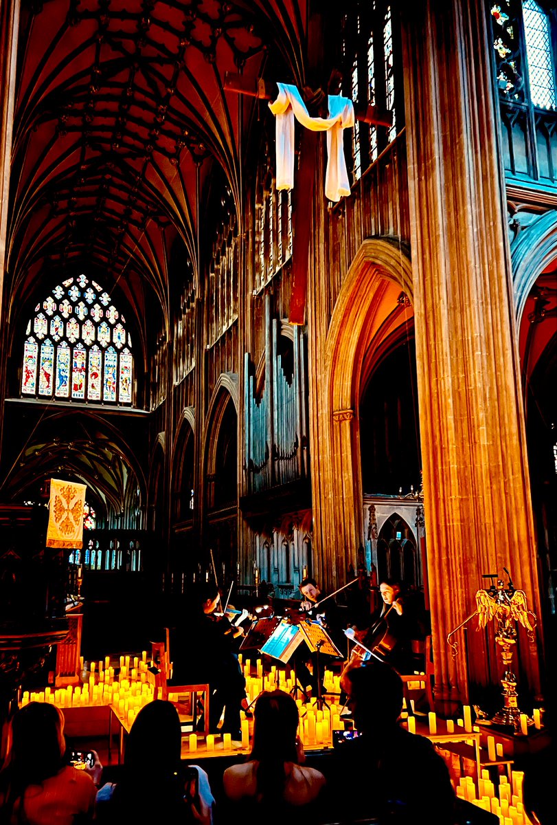 5amJones's tweet photo. A String Quartet Tribute to @taylorswift13 by candlelight @stmaryredcliffe 
#lovestory #enchanted #alltoowell #violin #fiddle #violonchello #viola #shadesofgreyincandlelight #scarf https://t.co/sctKFq0qZu