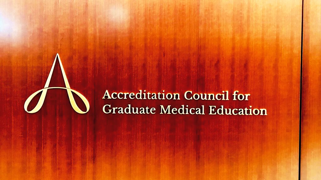 AmyOxentenkoMD's tweet photo. Full 3 days of @acgme IM #ReviewCommittee work!
So honored to serve as Vice Chair and be the #WingWoman to the super ⭐️ Chair, @CherylOMalley!
Amazing to have reunion event w/those who rotated off during pandemic! 🥰
(and yes, we got a TON of work done)! 😂
#Proud2BACGME https://t.co/VT1GDJzvl7