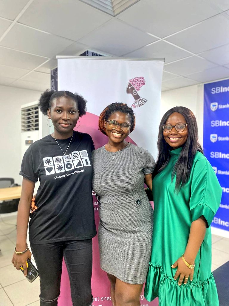 EmefaDuah's tweet photo. Two key areas touched on at the SCA  community connect
▪️The impact of community in the technology ecosystem 
▪️Building confidence in the tech industry 
@ukdev @SheCodeAfrica @Kolokodess
#networking #opportunities #tech #SCAinGhana #SheCodeAfrica #SCACommunityConnect https://t.co/Xdxkq8a2Di