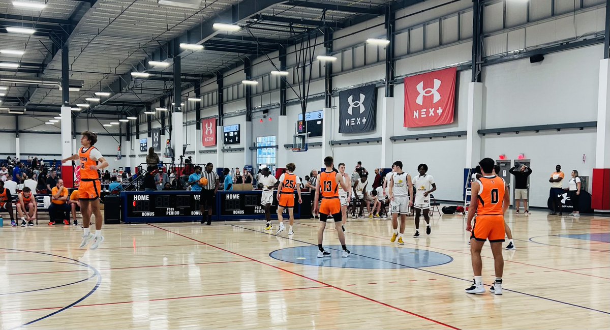 TonyVermaas's tweet photo. UAA Session 1 (Phoenix) - @grstormbb 17UA Rise Game 3 - Dub - 83-69 over Bay State. @JaxsonWhitaker - 31 pts; 7 3’s @jake_vermaas - 16 pts; 4 3’s @jonesie_bonesie - 15 pts; 5 3’s. @IkechiDLS32 - 3 solid, in-game dunks. 3-0. Next up NBBA at 6. https://t.co/d5Q9frok5e