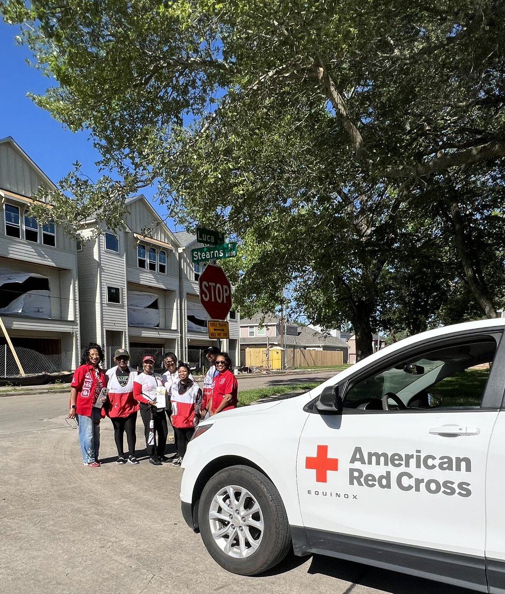 dst_HAC1913's tweet photo. To learn how you can have a free smoke alarm installed in your home call the American Red Cross @ (713) 313-5315 #DST1913 #DSTHAC1927 #LocalProjects #AmericanRedCross https://t.co/NPoEmZpFFY