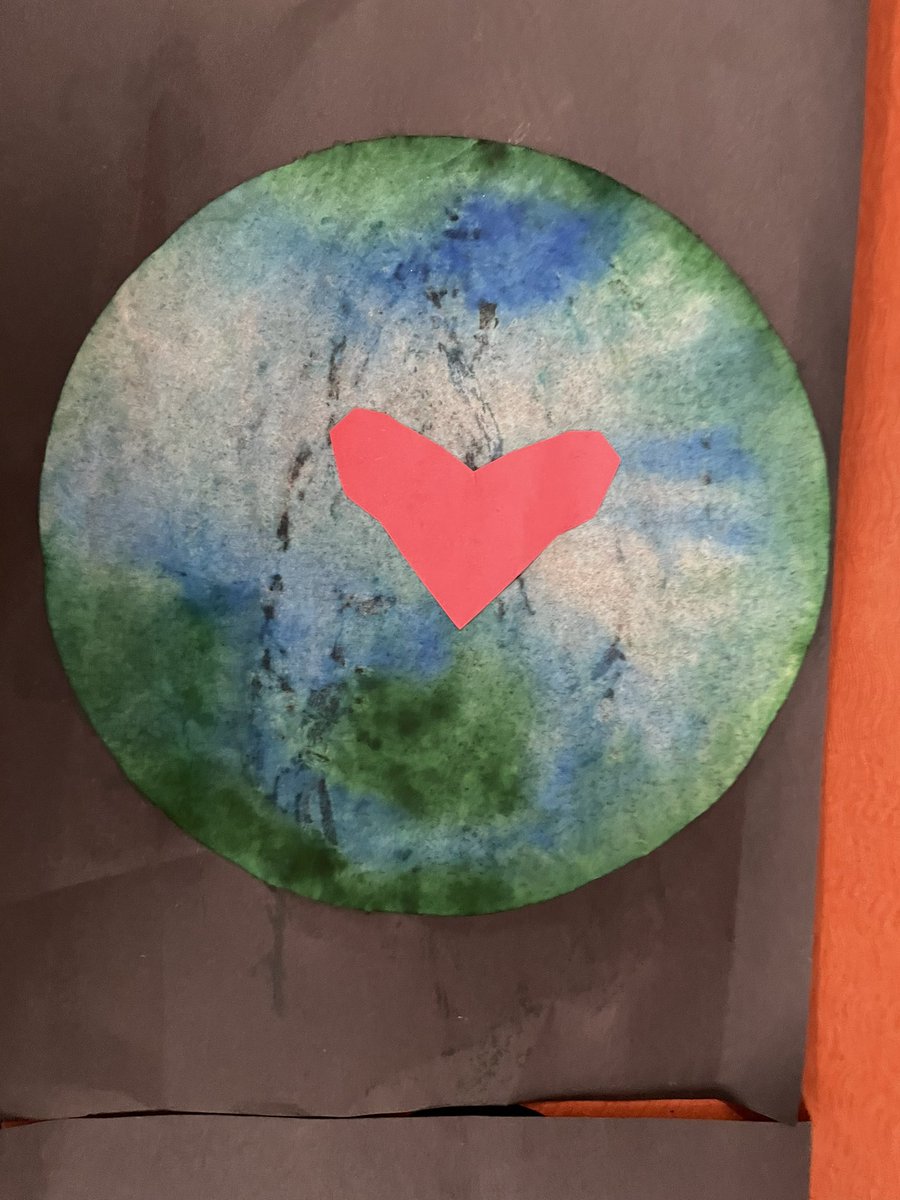 MrsVachonRECE's tweet photo. This week we’ve been appreciating our beautiful Earth! We have been discussing ways to clean up and take care of our planet. https://t.co/J8ASkS8t7U