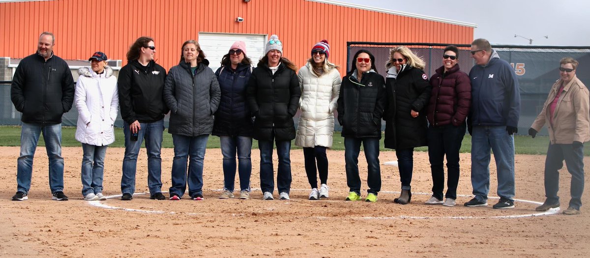 MidlandUSB's tweet photo. Honored to have the 03 team &amp; Coach @kkrammeMU back on the field at Christensen yesterday. We’ll try for no snow next time! ❄️ https://t.co/nBCLf4TJas