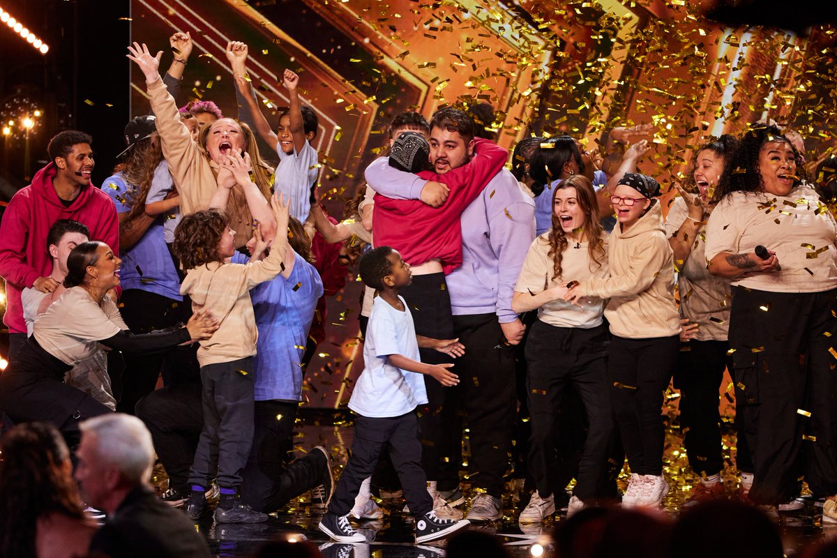 a moment filled with wonder 🤩 #goldenbuzzer #bgt @bgt