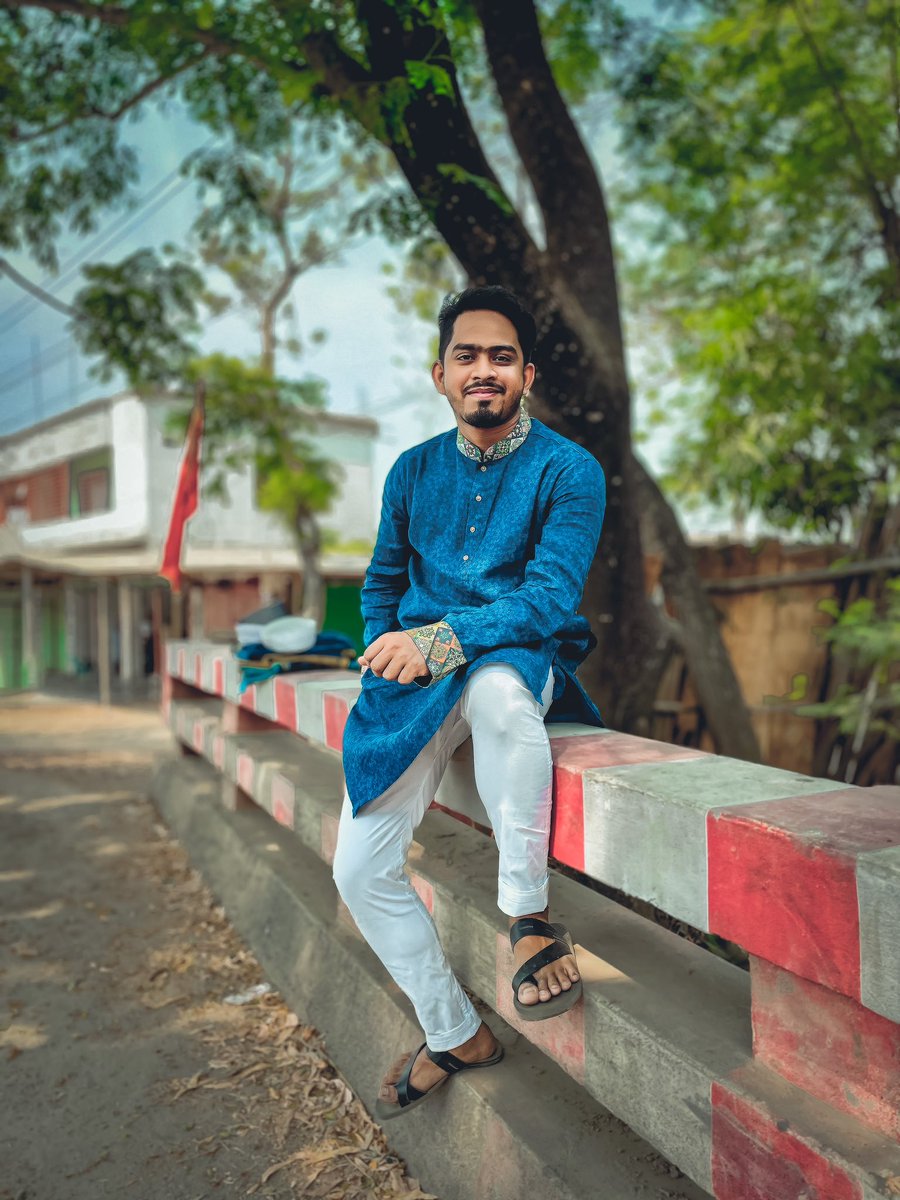 TawsifEmon's tweet photo. ঈদ মোবারক 🌙❤️🤲

#eidmubarak #eidulfitr https://t.co/WCwdBQ1wur