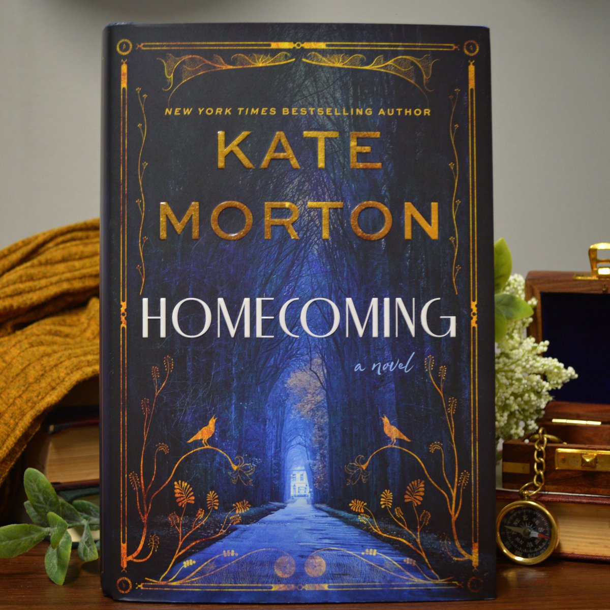 Kate Morton (“The Clockmakers Daughter” and several others) has a new historical / contemporary dual story out since early April. A whopping 560 page story following family secrets, crime mystery, and what home/family really means. 

4.29 av + 3.5k reviews already on GR! #booktwt