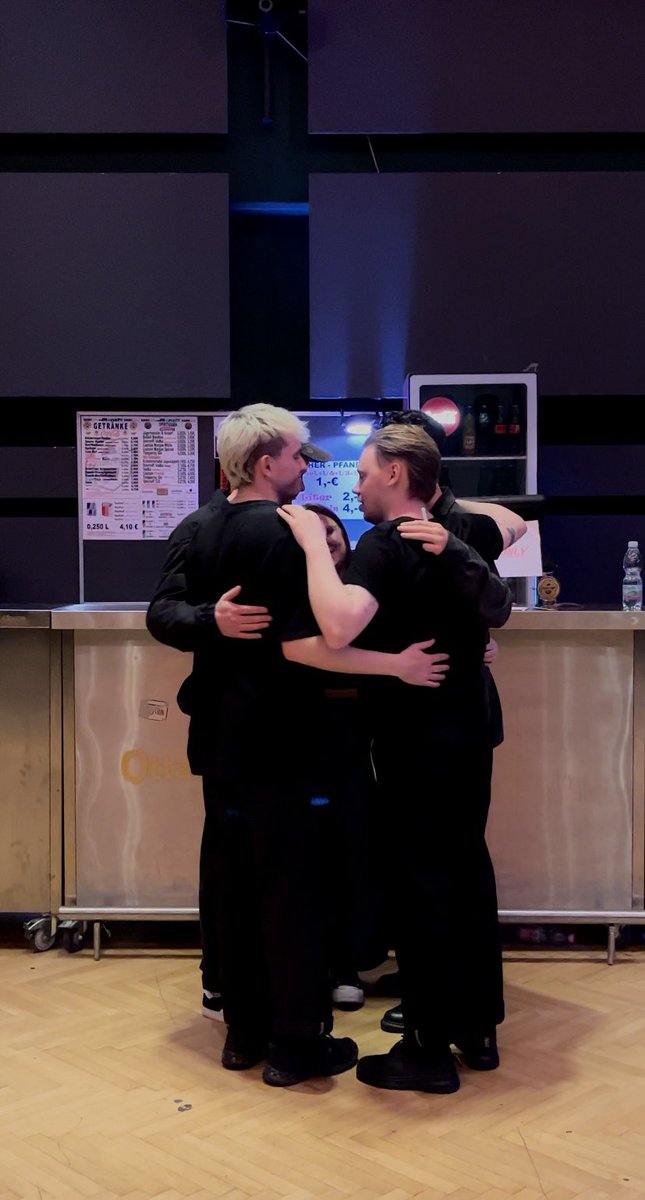 verena ❥ tweet media