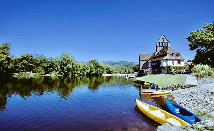 AnnProvan181744's tweet image. Love France?