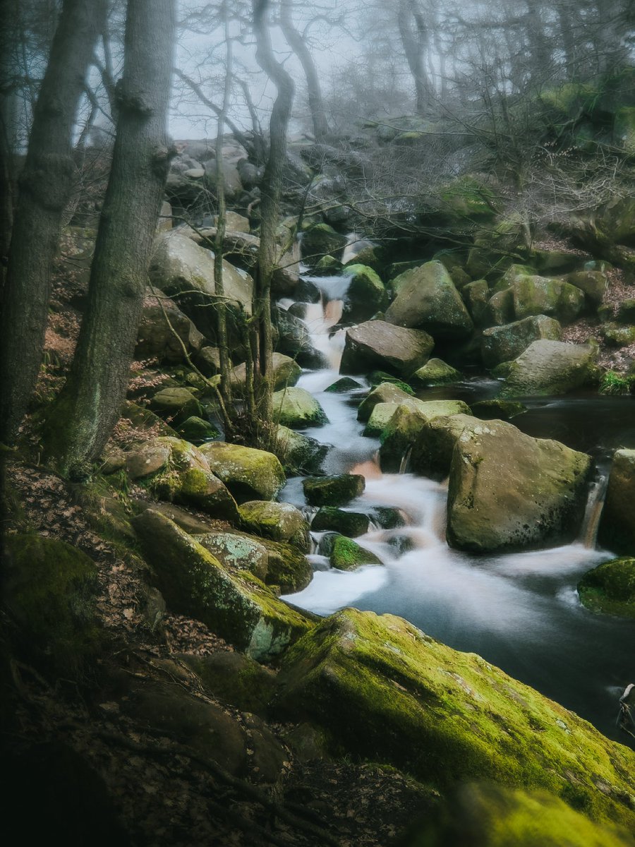 anil_dave's tweet photo. Padley Gorge in the Peak District. Taken with the new handheld slow shutter iPhone app from @ReeflexCamera 🔥 #photographer #photography #waterfall #travel #shotoniphone https://t.co/WNcoBoVCgn
