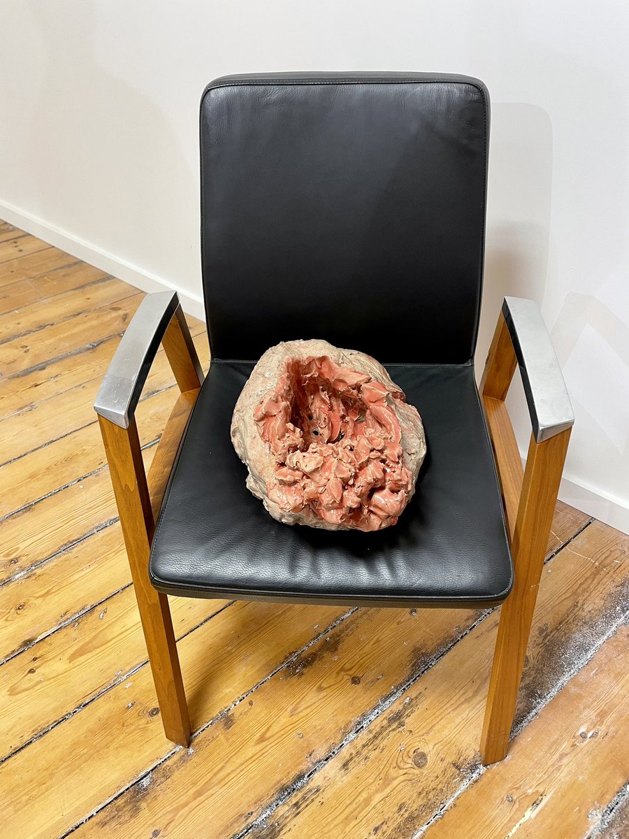 BeaHaines's tweet photo. It was a delight to see work by some of my all time favourite feminist artists @giantartgallery today in the ‘Body Poetics’ exhibition cutrated by @beccapf and @marcelle.joseph , and also great to hear Becca Pelly Fry talking about the art in relation to magic and mysticism. https://t.co/AXFHONBqiP