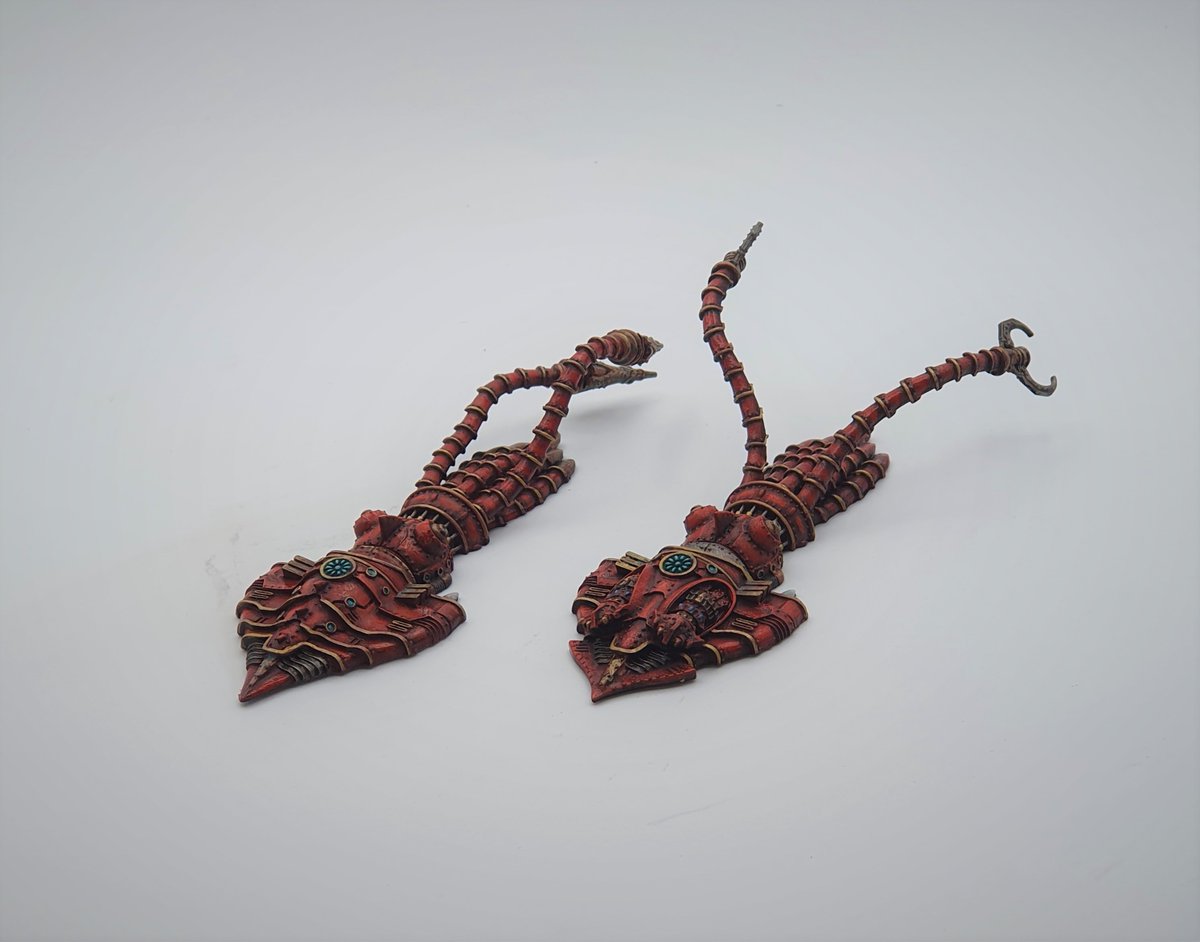 Eyecon74's tweet photo. Dystopian Wars Squids !  Love these Mechanical Beasties !
Kaiju and Okuforu Class Colossus

#miniatures #miniaturesgaming #tabletop #shipbattles #fantasywargames #wargaming #ships #steampunk #tabletopgames #Dystopianwars #warcradle https://t.co/DvwSes7bNf