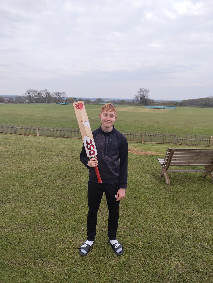 A brilliant 58* for young Oliver today, on his 1st team debut too. Great knock 👏🏼👏🏼 #UpTheSauce #FutureIsBright