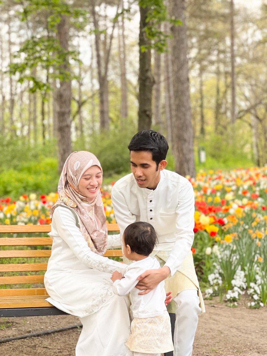 fiqdin96's tweet photo. 𝑺𝒆𝒍𝒂𝒎𝒂𝒕 𝑯𝒂𝒓𝒊 𝑹𝒂𝒚𝒂 𝑨𝒊𝒅𝒊𝒍𝒇𝒊𝒕𝒓𝒊, 𝑴𝒂𝒂𝒇 𝒁𝒂𝒉𝒊𝒓 𝒅𝒂𝒏 𝑩𝒂𝒕𝒊𝒏✨ https://t.co/B4iNuwLlSl