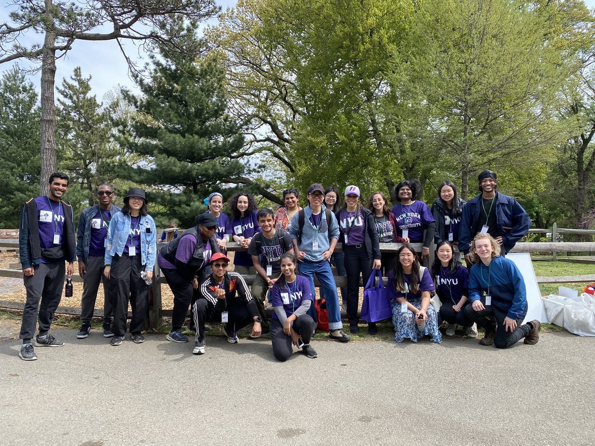 InclusionTando1's tweet photo. NYU Tandon students and OIE celebrate Earth Day by volunteering at Fort Green Park! We had a blast. #NYUTandonmade https://t.co/eMnWr9XNlM