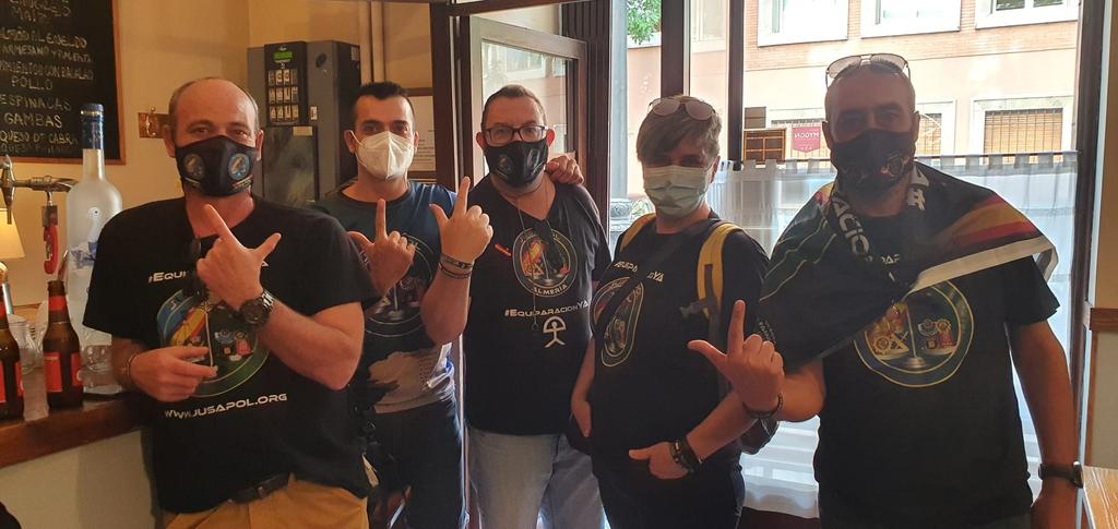 JucilHuelva's tweet photo. Tuve la enorme suerte de conocerlo y trabajar con él, compartimos muchos buenos ratos en varias manifestaciones de @jusapol.
Una perdida irreparable y muy dolorosa para @jusapol y @jucilnacional.
D.E.P. hermano, amigo. https://t.co/Iw5fiTYaSp