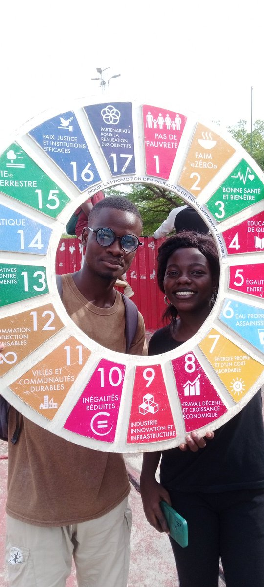 razak_oba's tweet photo. [World Earth Day 2023]
La restauration de nos écosystèmes contribuera à  l'atteinte des #ODD 
@apodd2030 a pris part à la mobilisation initiée par #SandraIdossou au Bénin pour dire NON à la pollution plastique.
#SachetHéloué https://t.co/NLX75jlzlt