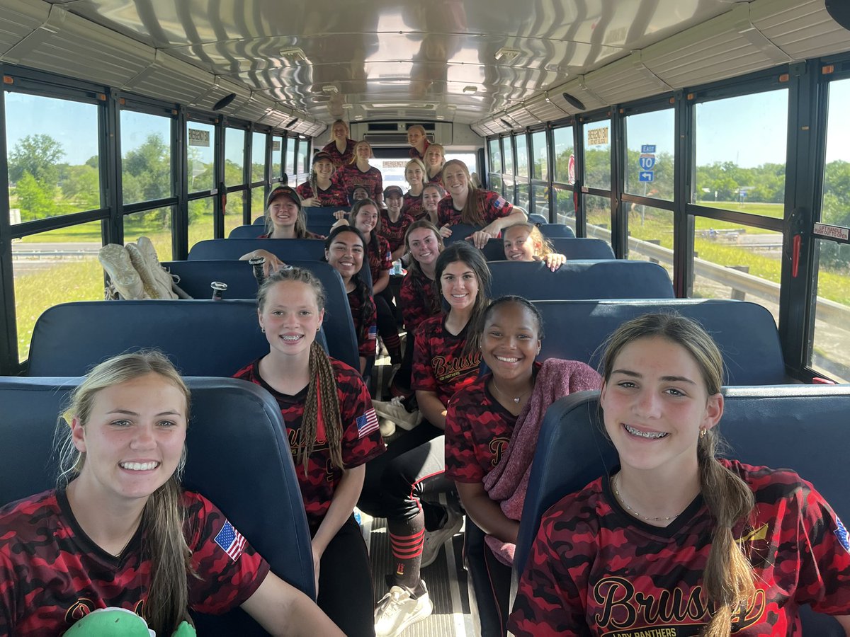 wbrpanthers's tweet photo. This is what a group of young ladies who go on the road &amp; win an exciting 6-5 game in 11 innings. Next stop 🚌 State Tournament in Sulphur Friday👏👏👏 https://t.co/btRTh2aoG8