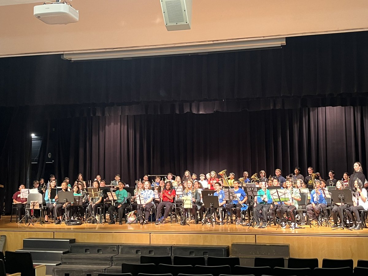 So proud of our 3 Stony Brook Band musicians who performed today with the CJMEA Elementary Honor Band! They rehearsed and performed alongside students from 60 other schools in central NJ. 🎉🎵#NPSDarts #CJMEA <a href="/NPSD_Arts/">NPSD Arts</a> @NPSD_StonyBrook