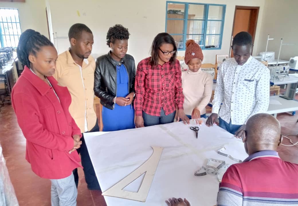 After receiving several new training equipment by 4 TSS supported by <a href="/AFTERPROJECT3/">AFTER PROJECT</a> funded by <a href="/AFD_en/">AFD_en 🇫🇷 🇪🇺</a>, now training of trainers take place in the 4 TSS premises.
5 Bushoki TSS trainers and 1 staff from company are attending a  5 days training on men suit organized in Bushoki TSS.