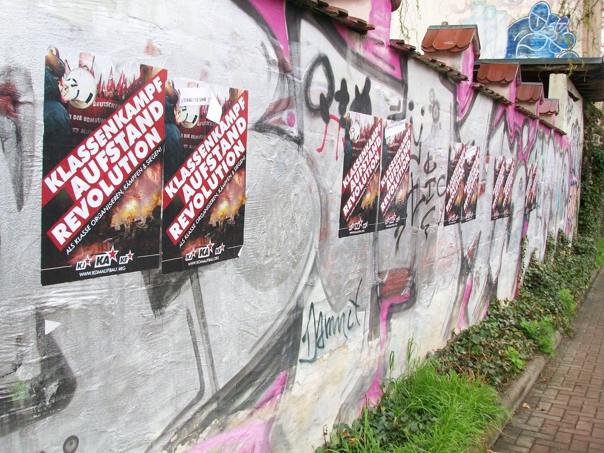 komaufbau's tweet photo. #Klassenkampf! #Aufstand! #Revolution! Als Klasse organisieren, kämpfen und siegen! Heraus zum 1. Mai https://t.co/xXb5FyBAZm