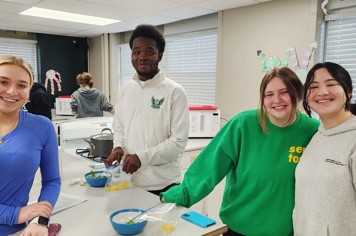 Melissa Priester tweet media