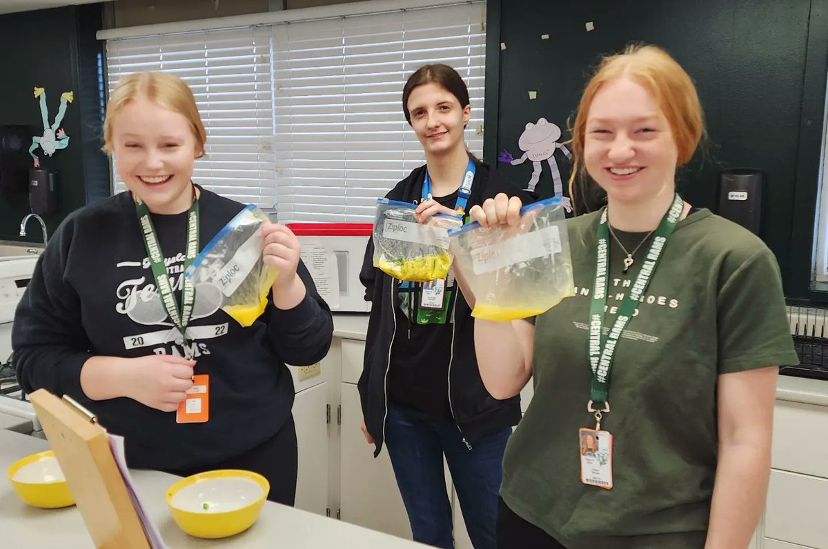 Melissa Priester tweet media