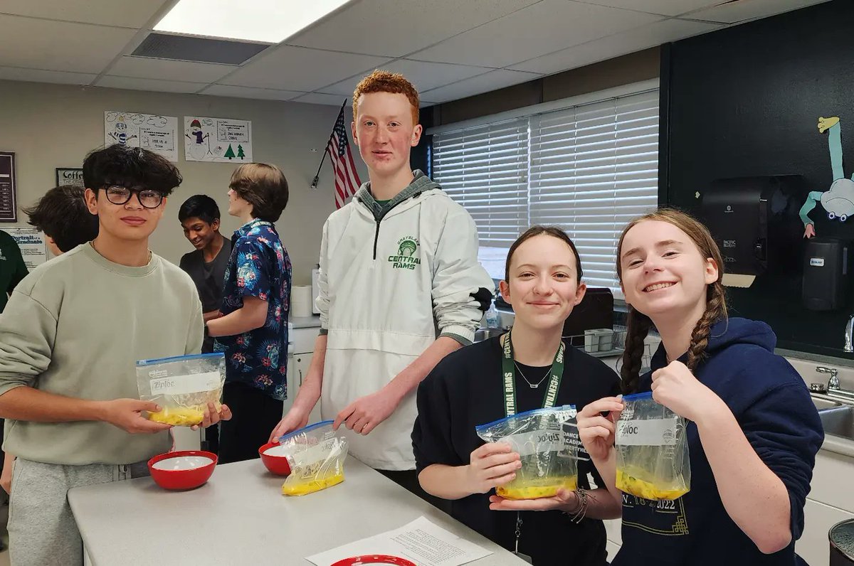 Melissa Priester tweet media